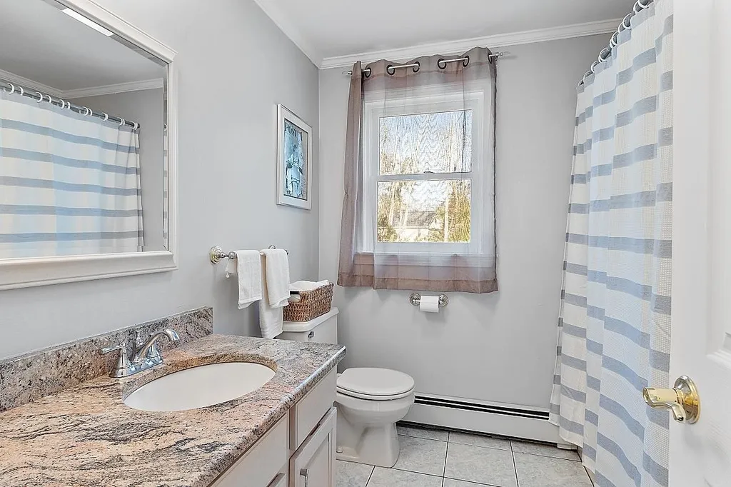 6 Diana Drive Salem NH 03079