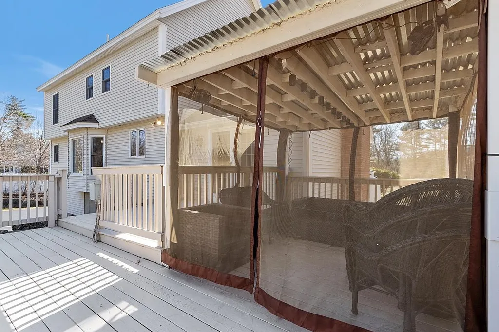 6 Diana Drive Salem NH 03079