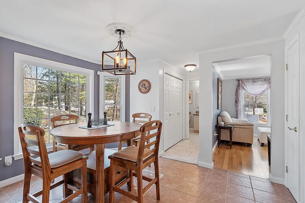 6 Diana Drive Salem NH 03079