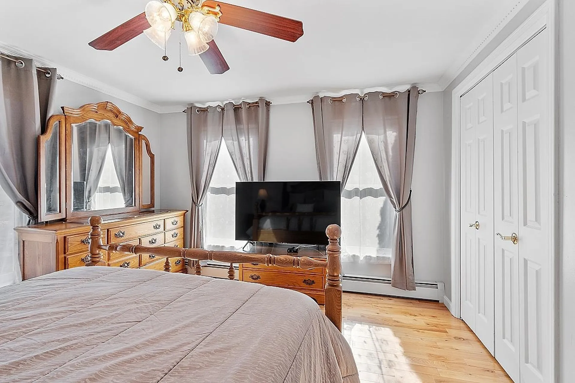 6 Diana Drive Salem NH 03079