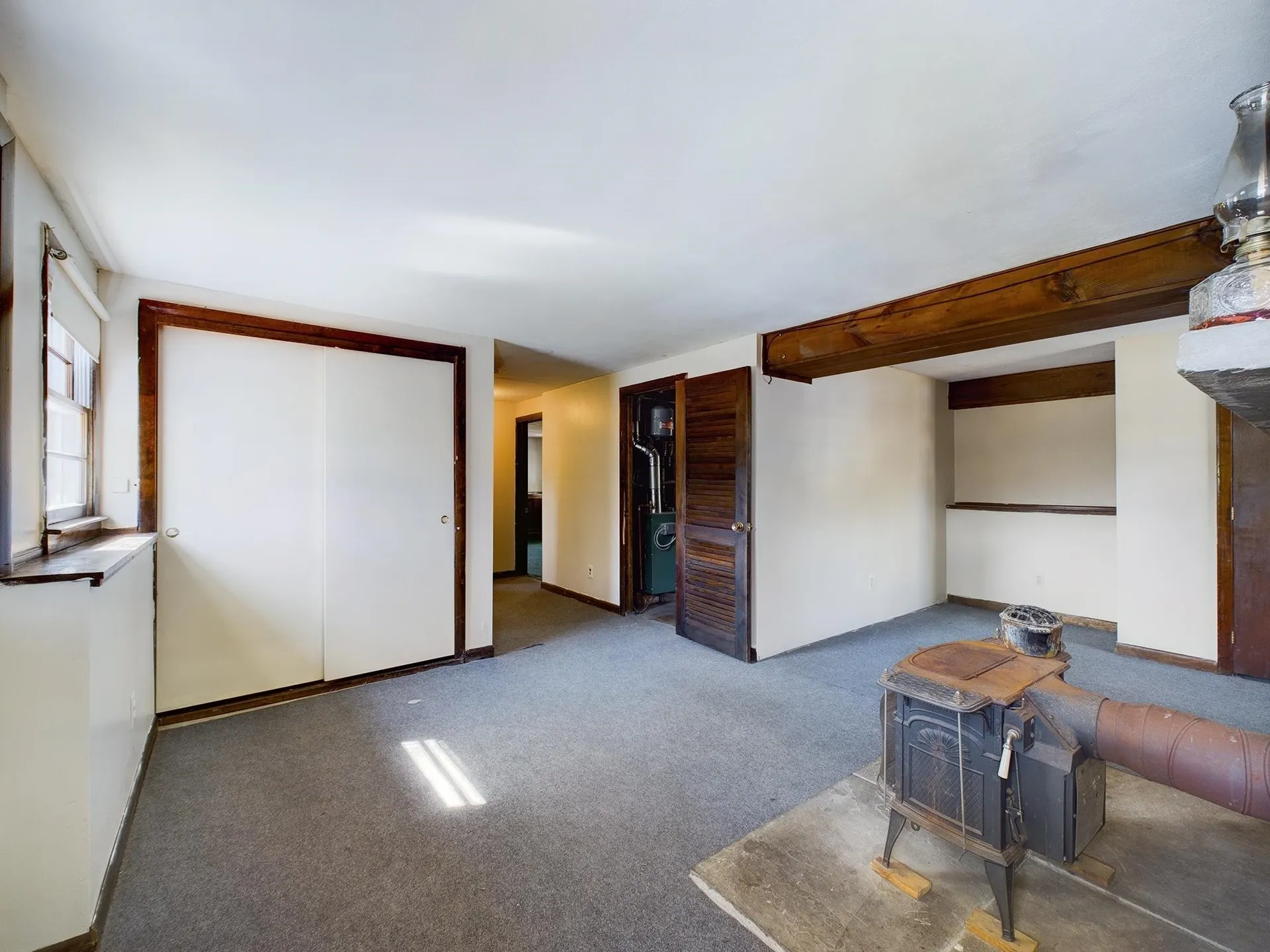 11 Old Auburn Road Derry NH 03038