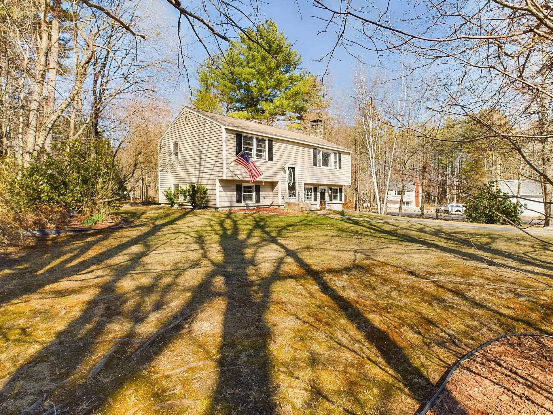 11 Old Auburn Road Derry NH 03038