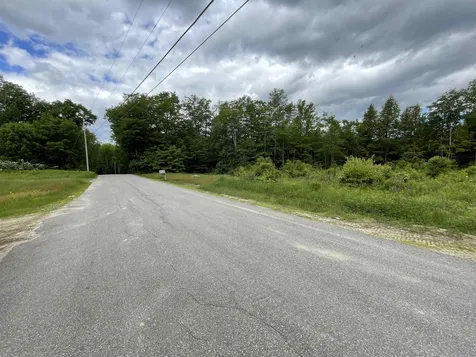 4 Smith Road Holderness NH 03245