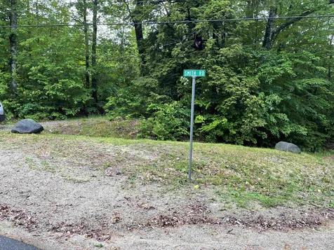 4 Smith Road Holderness NH 03245