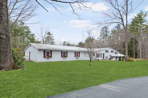 140 Barton Whitney Road Newport NH 03773