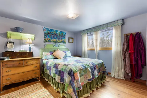 140 Barton Whitney Road Newport NH 03773