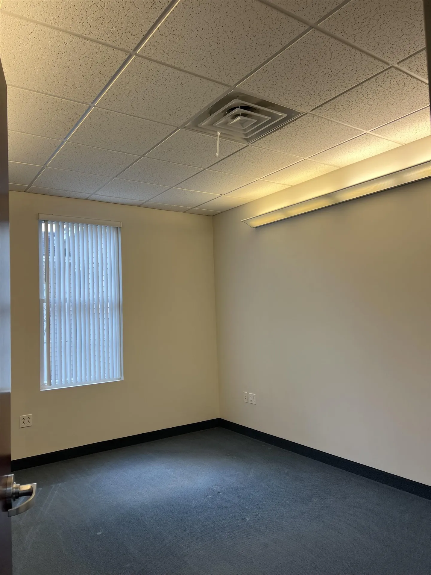 31 Old Nashua Road Amherst NH 03031