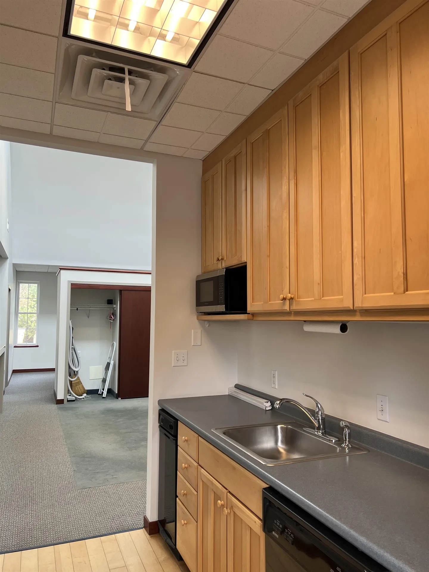 31 Old Nashua Road Amherst NH 03031