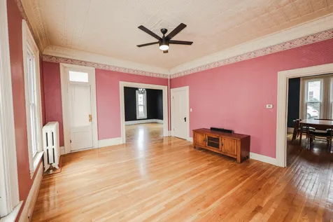 564 Belmont Street Manchester NH 03104