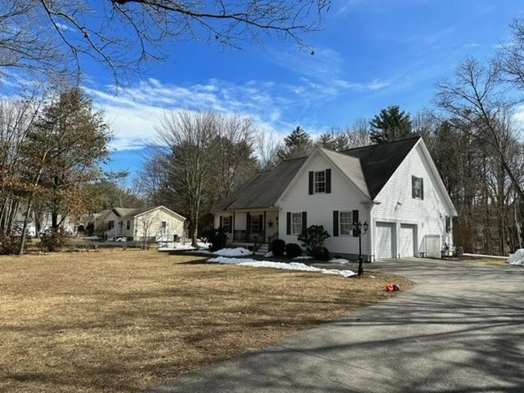 25 Stackpole Road Somersworth NH 03878
