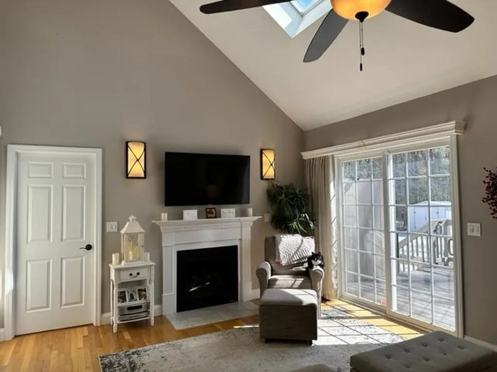 25 Stackpole Road Somersworth NH 03878