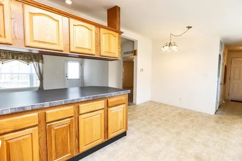 160 Ledgewood Way Manchester NH 03104