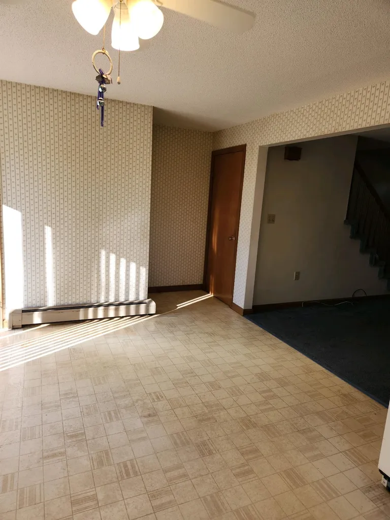 160 Bailey Avenue Manchester NH 03104
