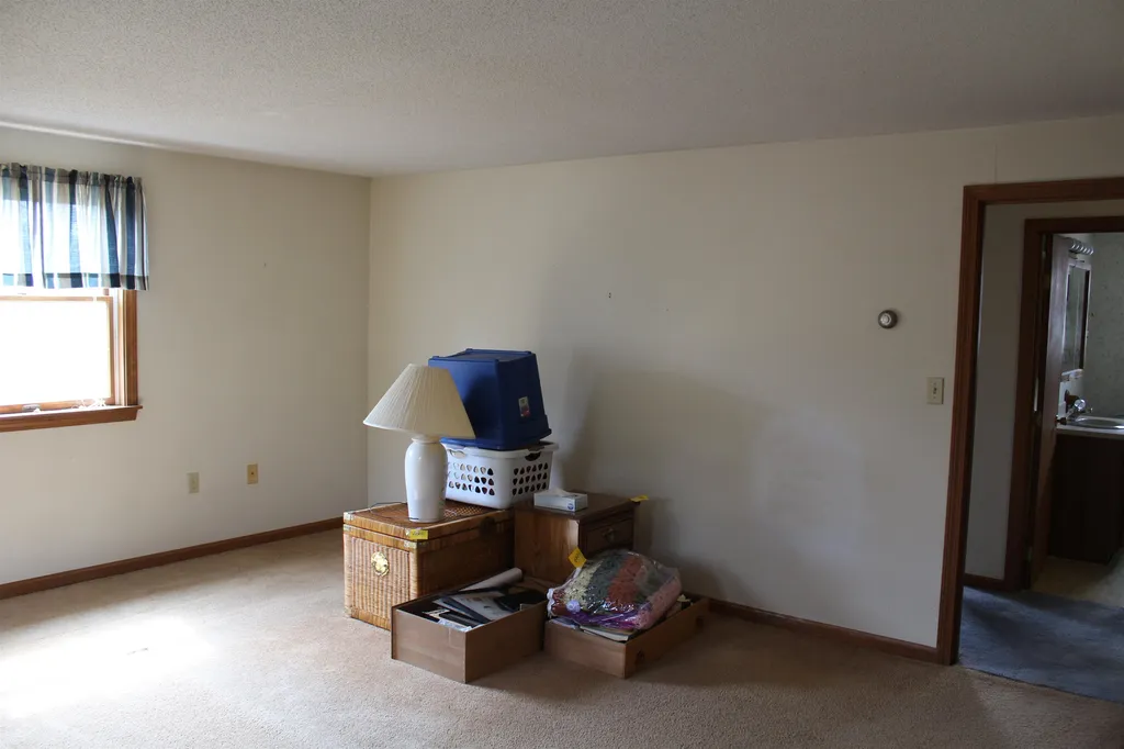 160 Bailey Avenue Manchester NH 03104