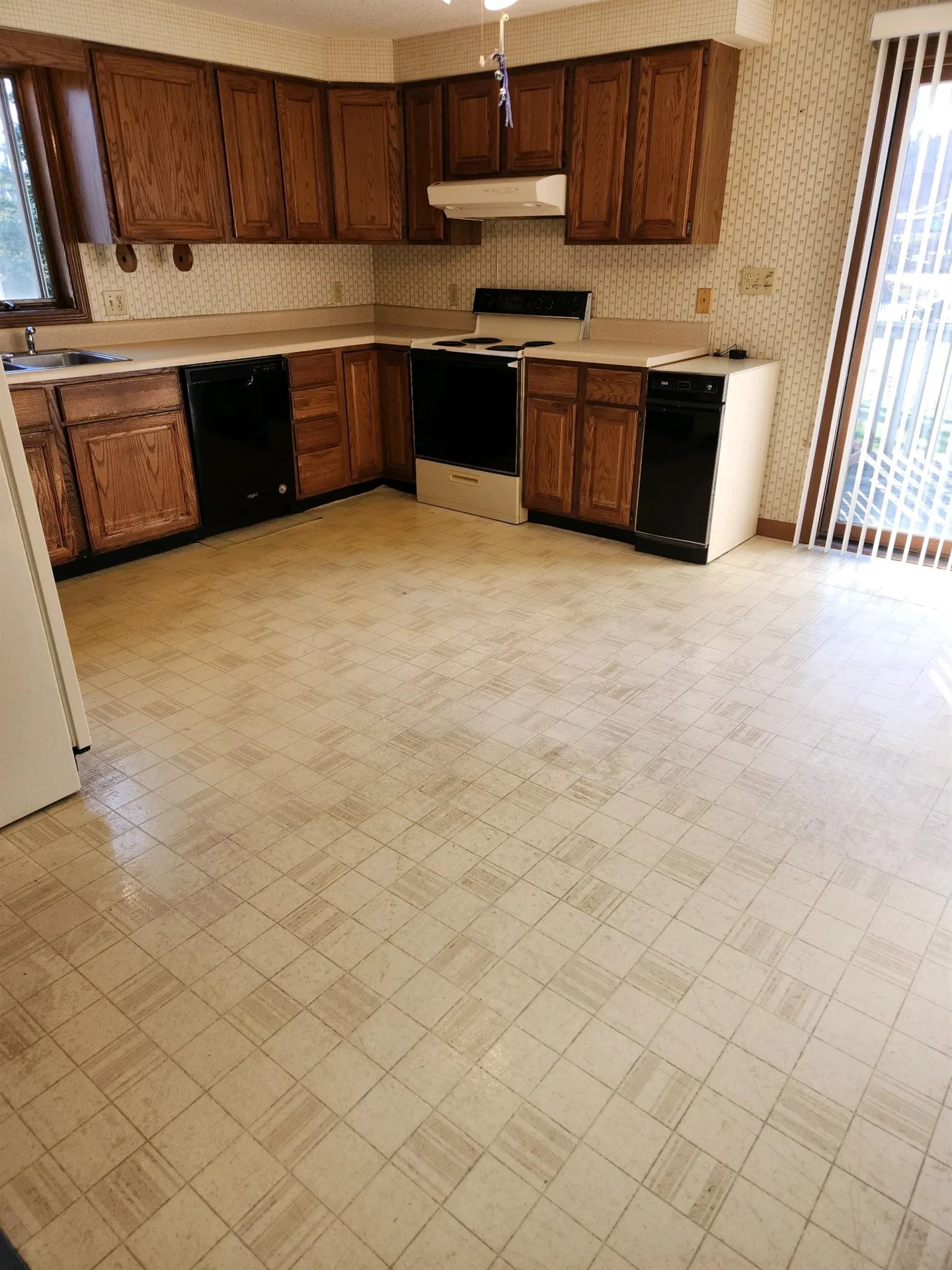 160 Bailey Avenue Manchester NH 03104
