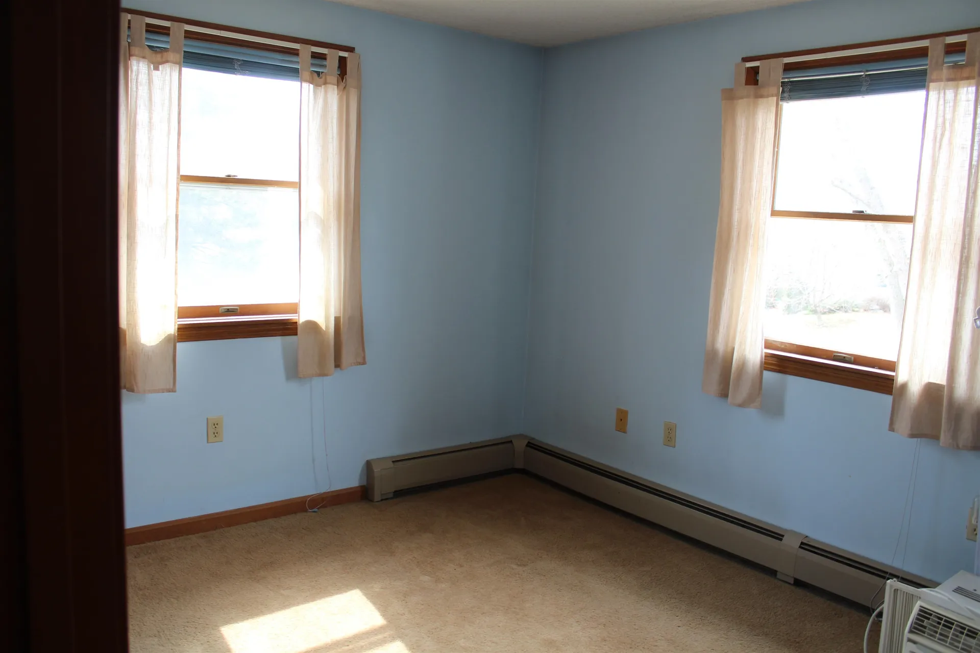 160 Bailey Avenue Manchester NH 03104