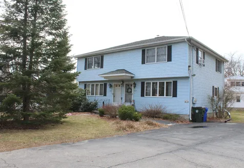 160 Bailey Avenue Manchester NH 03104
