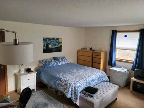 160 Bailey Avenue Manchester NH 03104