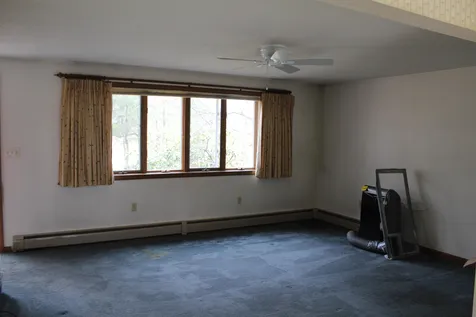 160 Bailey Avenue Manchester NH 03104