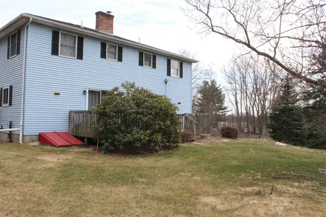 160 Bailey Avenue Manchester NH 03104