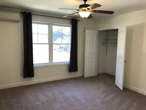 19 Kendall Pond Road Derry NH 03038