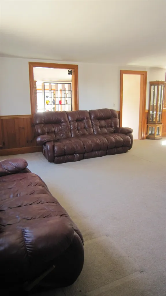 25 Woodlands Lane Newfane VT 05345
