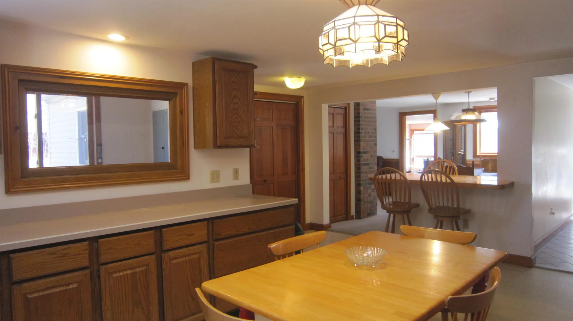 25 Woodlands Lane Newfane VT 05345