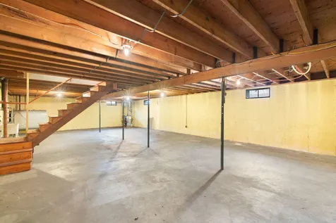 216 Wantastiquet Drive Brattleboro VT 05301
