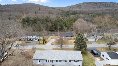 216 Wantastiquet Drive Brattleboro VT 05301