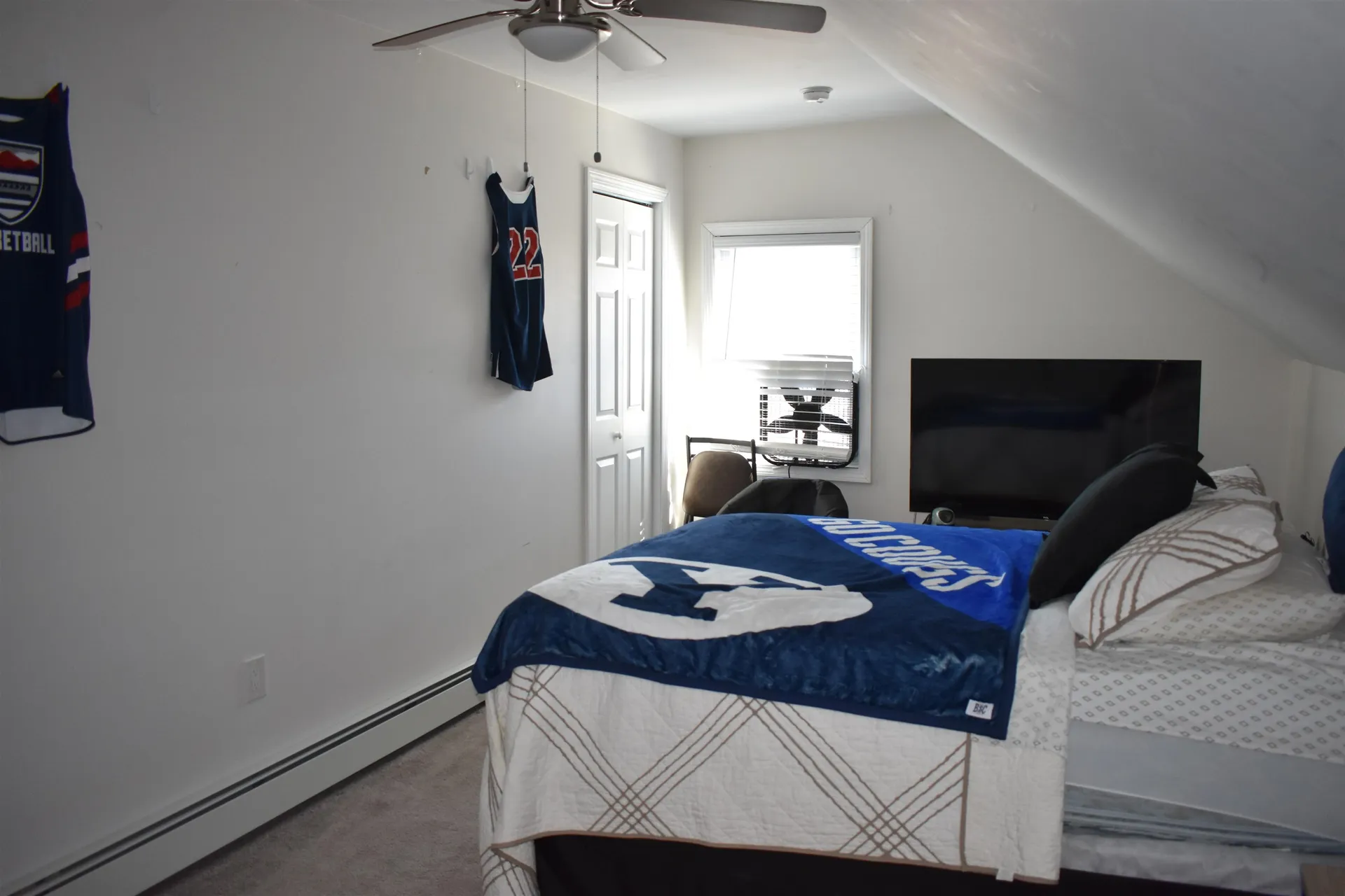 25 B Myrtle Street Hillsborough NH 03244