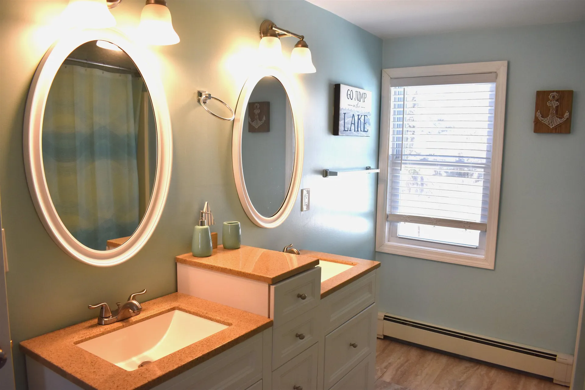 25 B Myrtle Street Hillsborough NH 03244