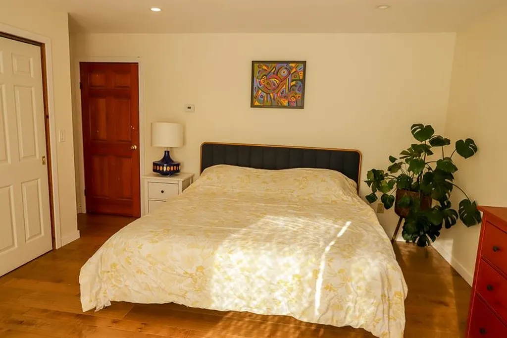 1045 Shellhouse Mtn Road Ferrisburgh VT 05456
