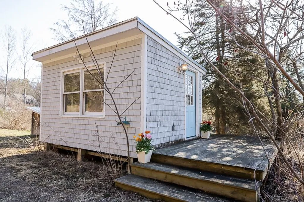 1045 Shellhouse Mtn Road Ferrisburgh VT 05456