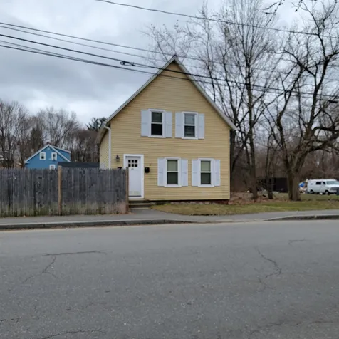 26 South Avenue Derry NH 03038
