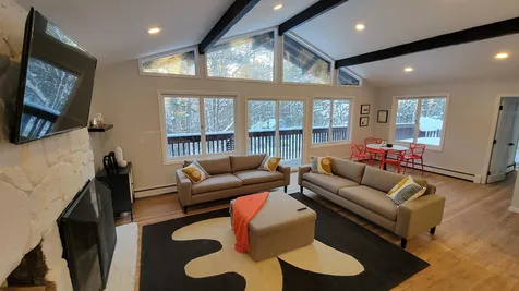 29 Strattonwald Road Winhall VT 05340