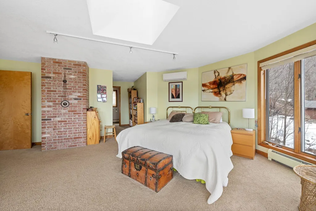 16 Ledgeview Shores Drive Alexandria NH 03222