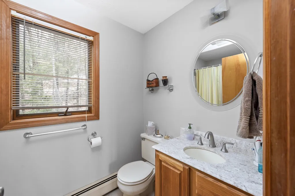 16 Ledgeview Shores Drive Alexandria NH 03222