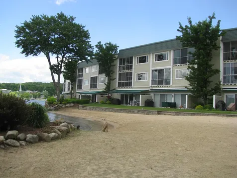 23 Pleasant Street Meredith NH 03253