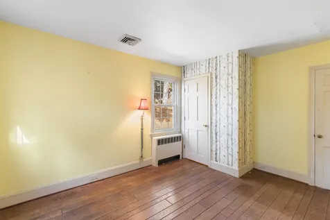 56 Orchard Street Brattleboro VT 05301