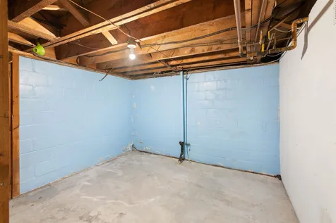 56 Orchard Street Brattleboro VT 05301
