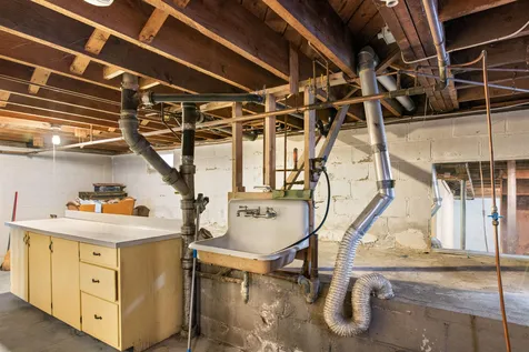 56 Orchard Street Brattleboro VT 05301