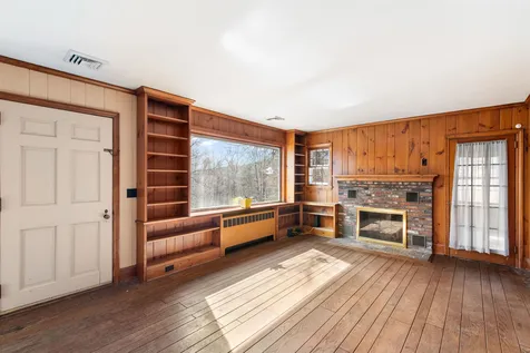 56 Orchard Street Brattleboro VT 05301