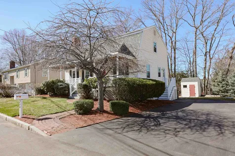 294 Blevens Drive Manchester NH 03104
