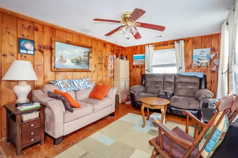 55 Highland Avenue Hampton NH 03842
