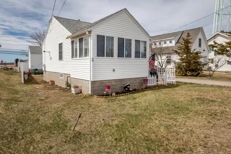 55 Highland Avenue Hampton NH 03842