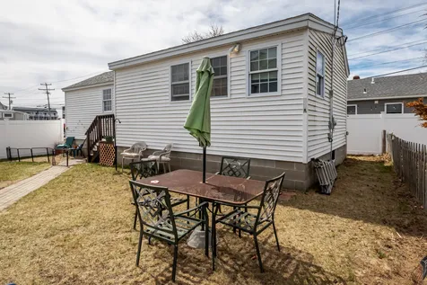 55 Highland Avenue Hampton NH 03842