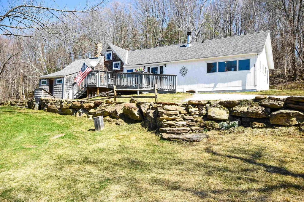 171 Doberman Drive Arlington VT 05250
