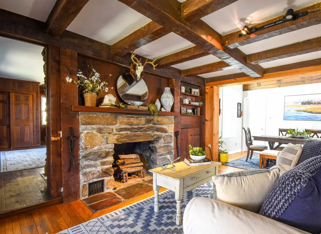 171 Doberman Drive Arlington VT 05250