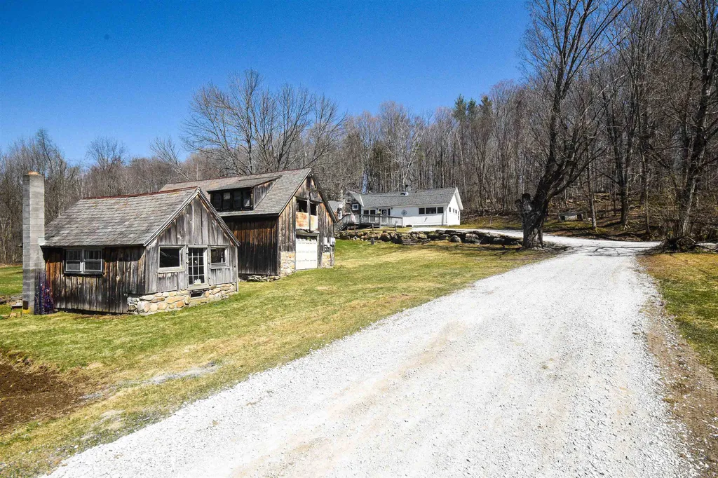 171 Doberman Drive Arlington VT 05250