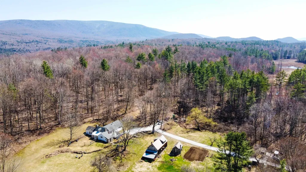171 Doberman Drive Arlington VT 05250